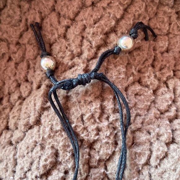 “SPREAD Love” Silver/Black Drawstring Bracelet - Picture 4 of 4